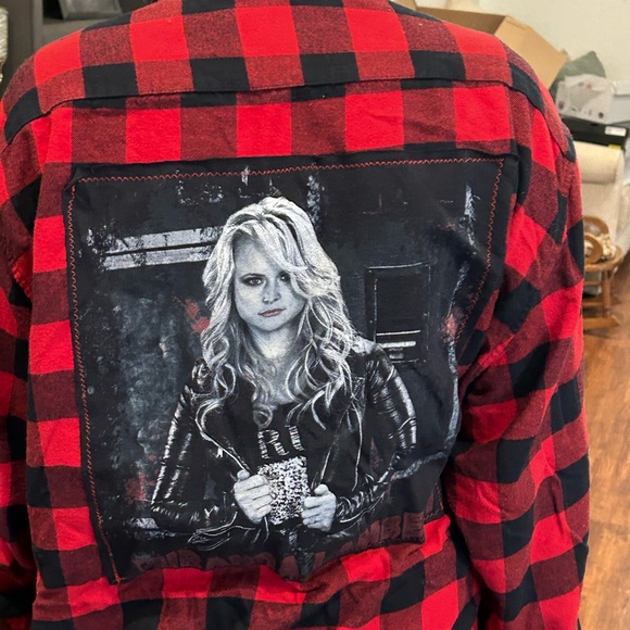 NWT Upcycled  Miranda Lambert Graphic Flannel Size XXL - Picture 3 of 12